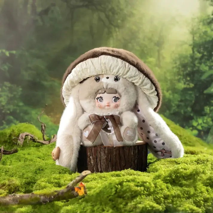 Nommi 400% Mushroom Hat
