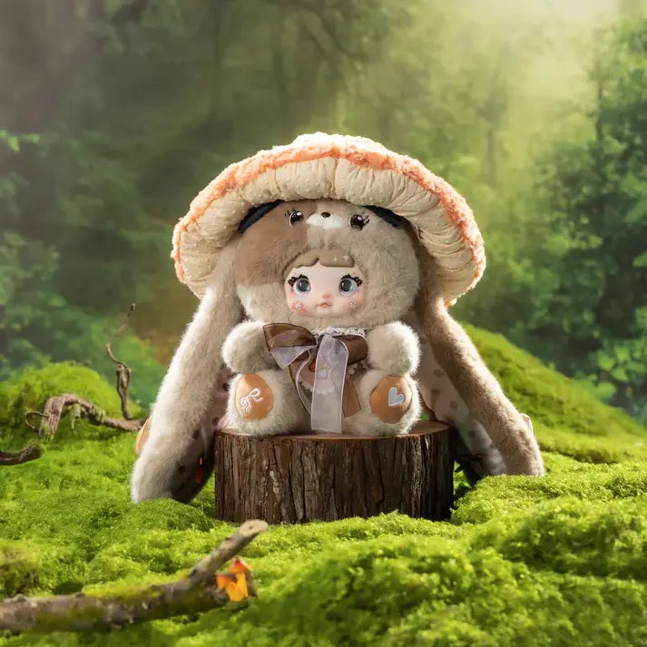 Nommi 400% Mushroom Hat