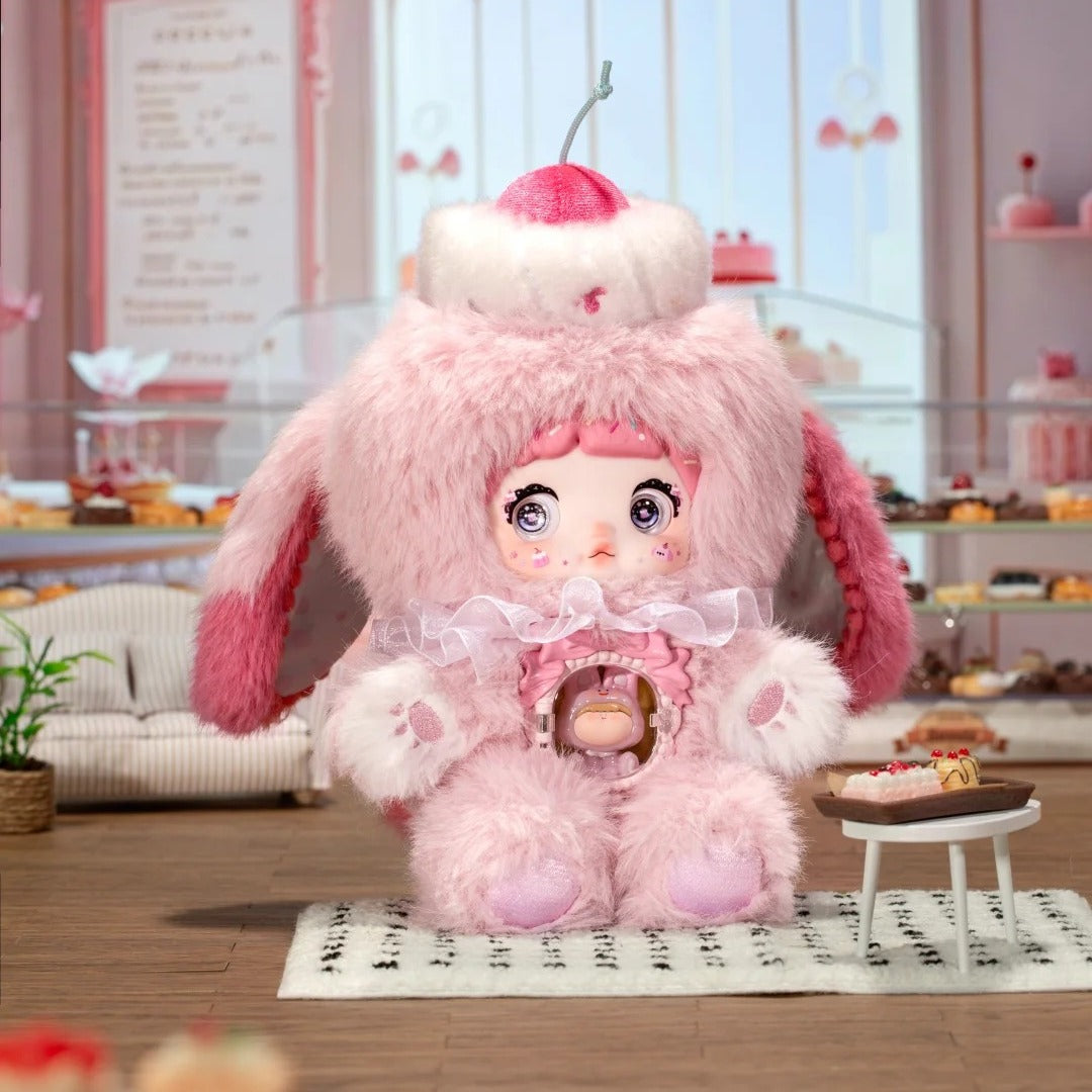 Nommi A Bite of Sweetheart